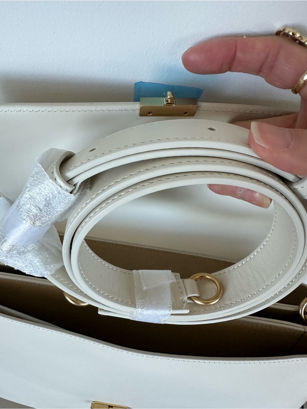 Bouguessa White Italian Leather Convertible Shoulder Crossbody Bag - Picture 8 of 9